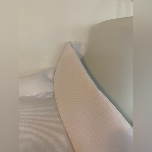 Calvin Klein white dress shirt - Picture 4 of 5